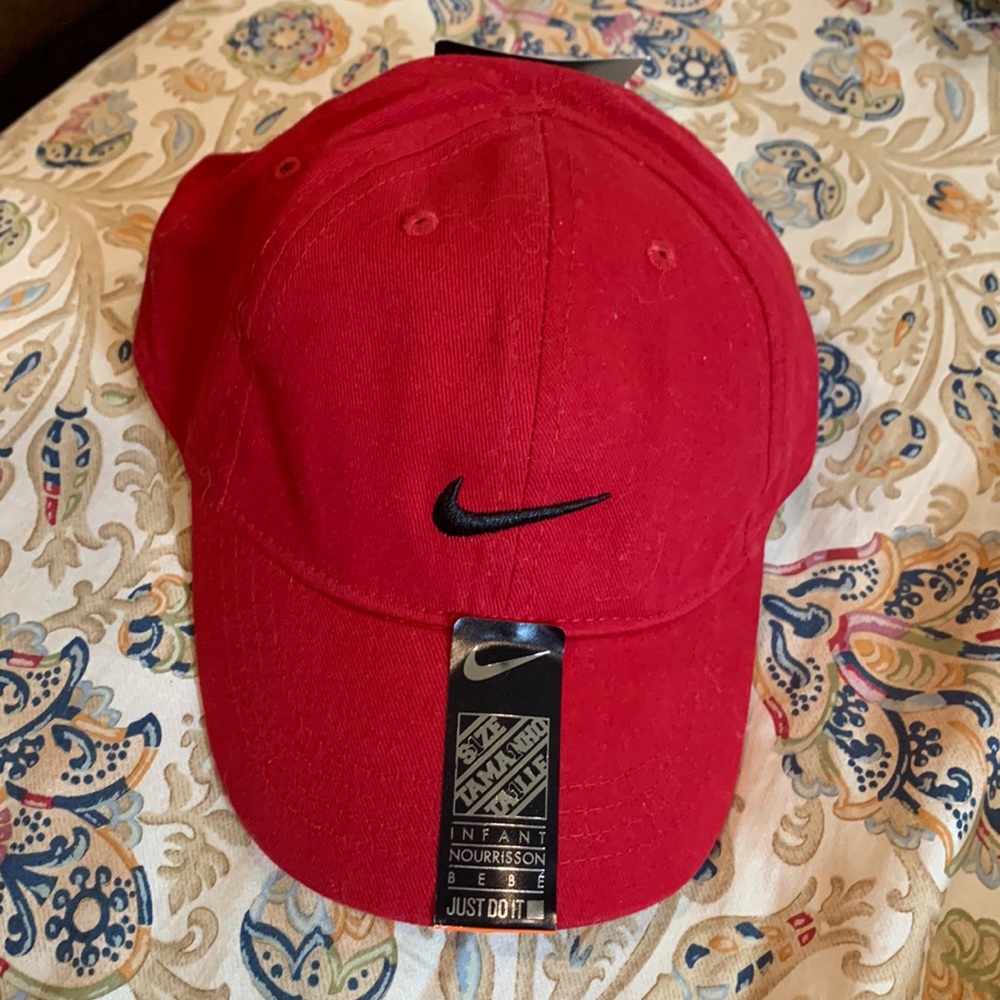 Nike infant baby hat